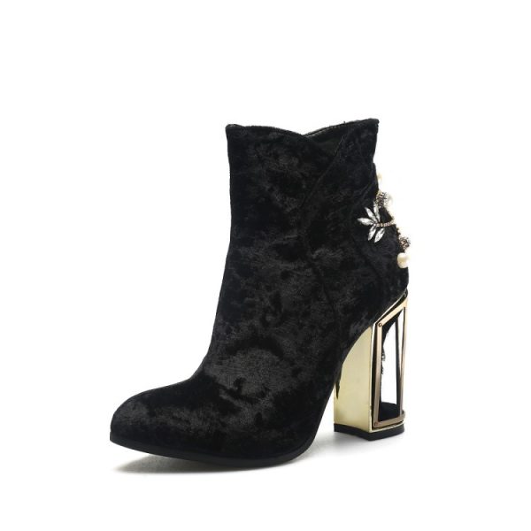 Ankle velvet boots