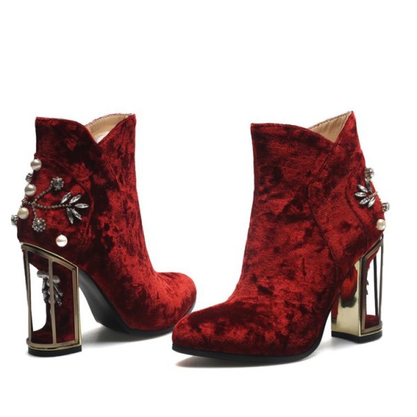 Ankle velvet boots
