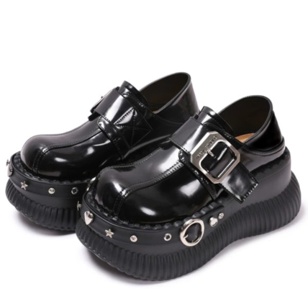 Platform retro shoes