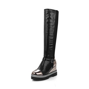 Knee-high boots with metallic details