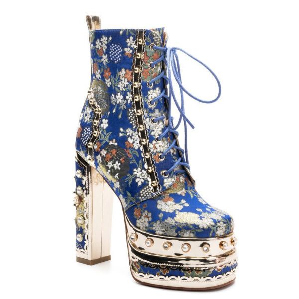 Platform ankle boots with flower brocade design