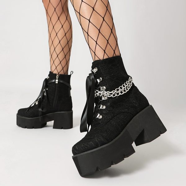 Ankle Boots with lace cover