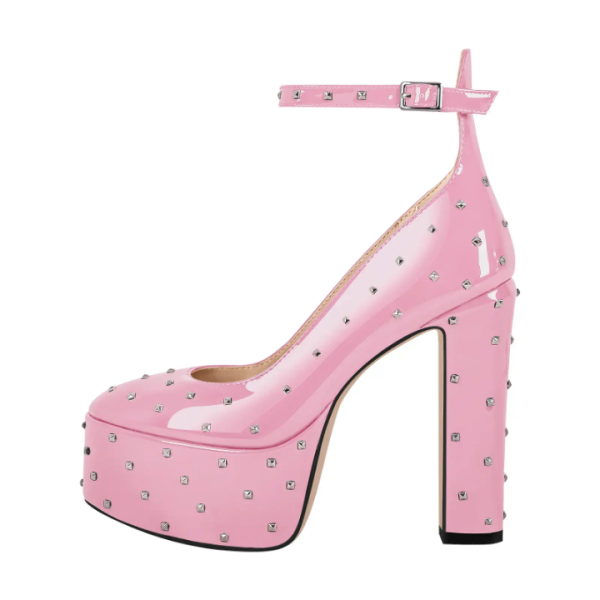 Platform heels with studs
