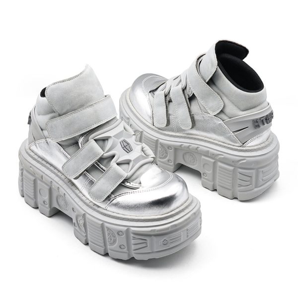Silver retro platform sneakers